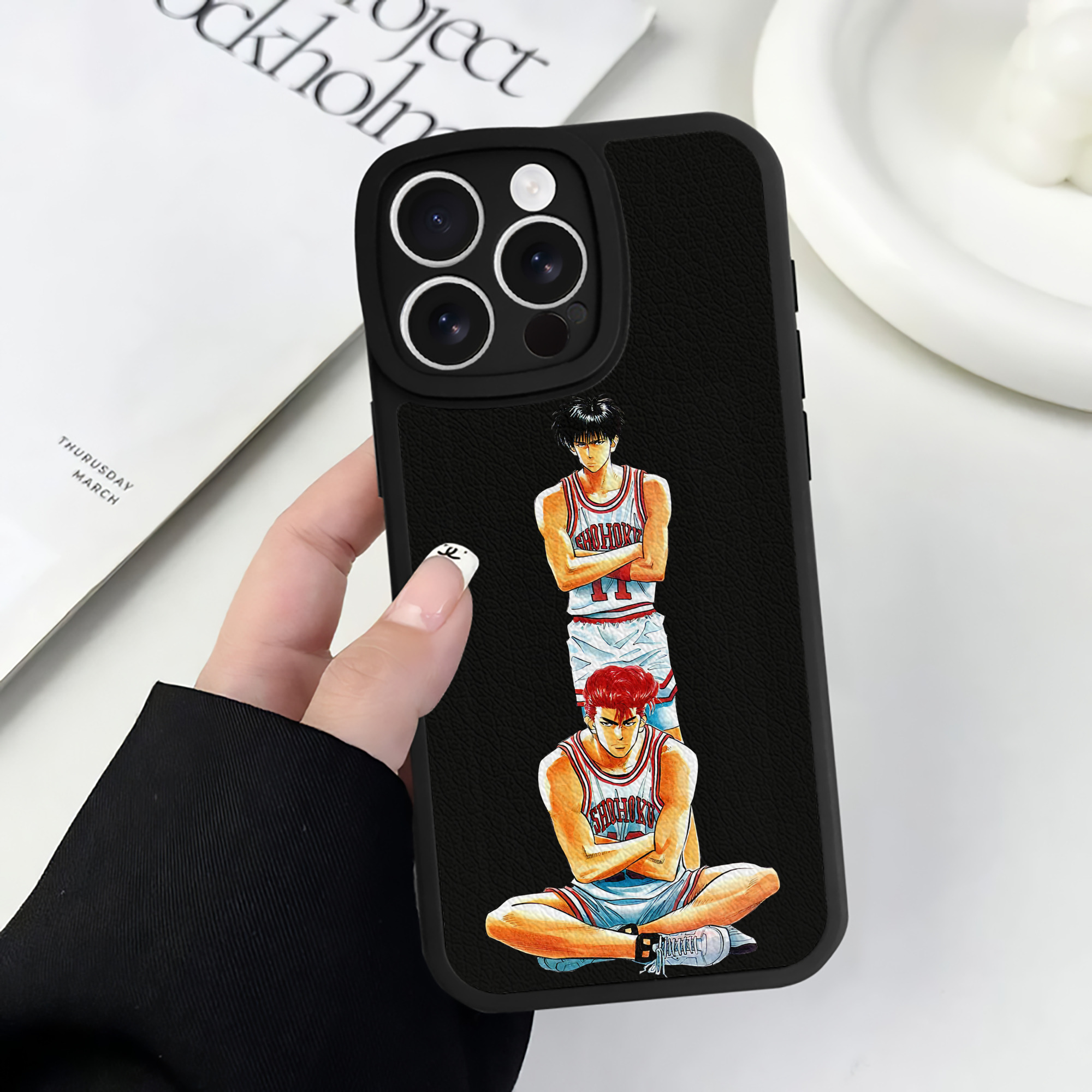 （画像用） SLAM DUNK／スラムダンク 【iPhone 16シリーズ対応】シリコンスマホケース（レザー調） 材質：シリコン